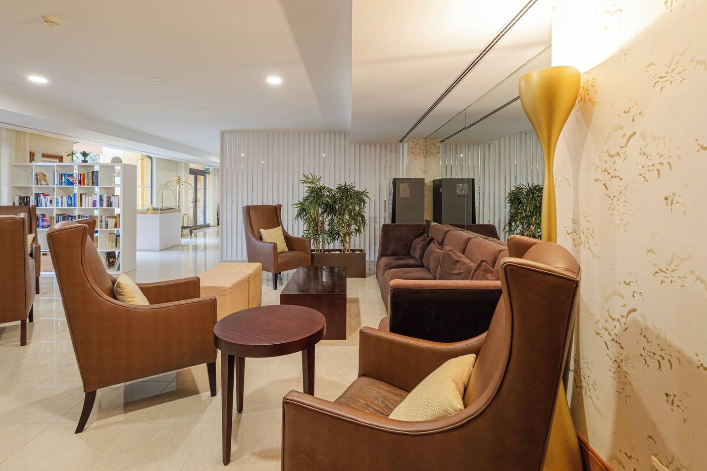 The-Residences-at-Victoria-Lobby-36