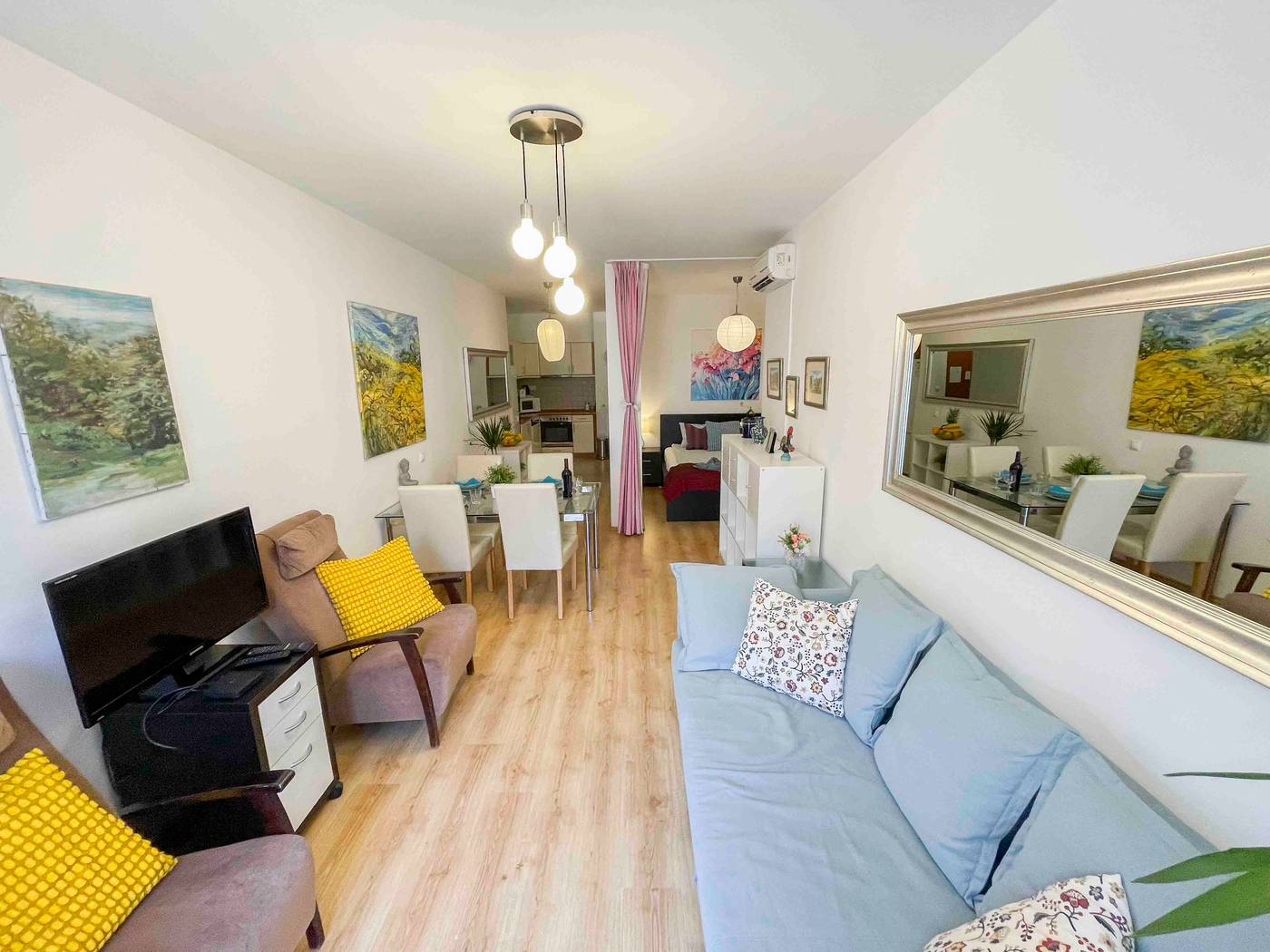 Opera-Residence-Room-13