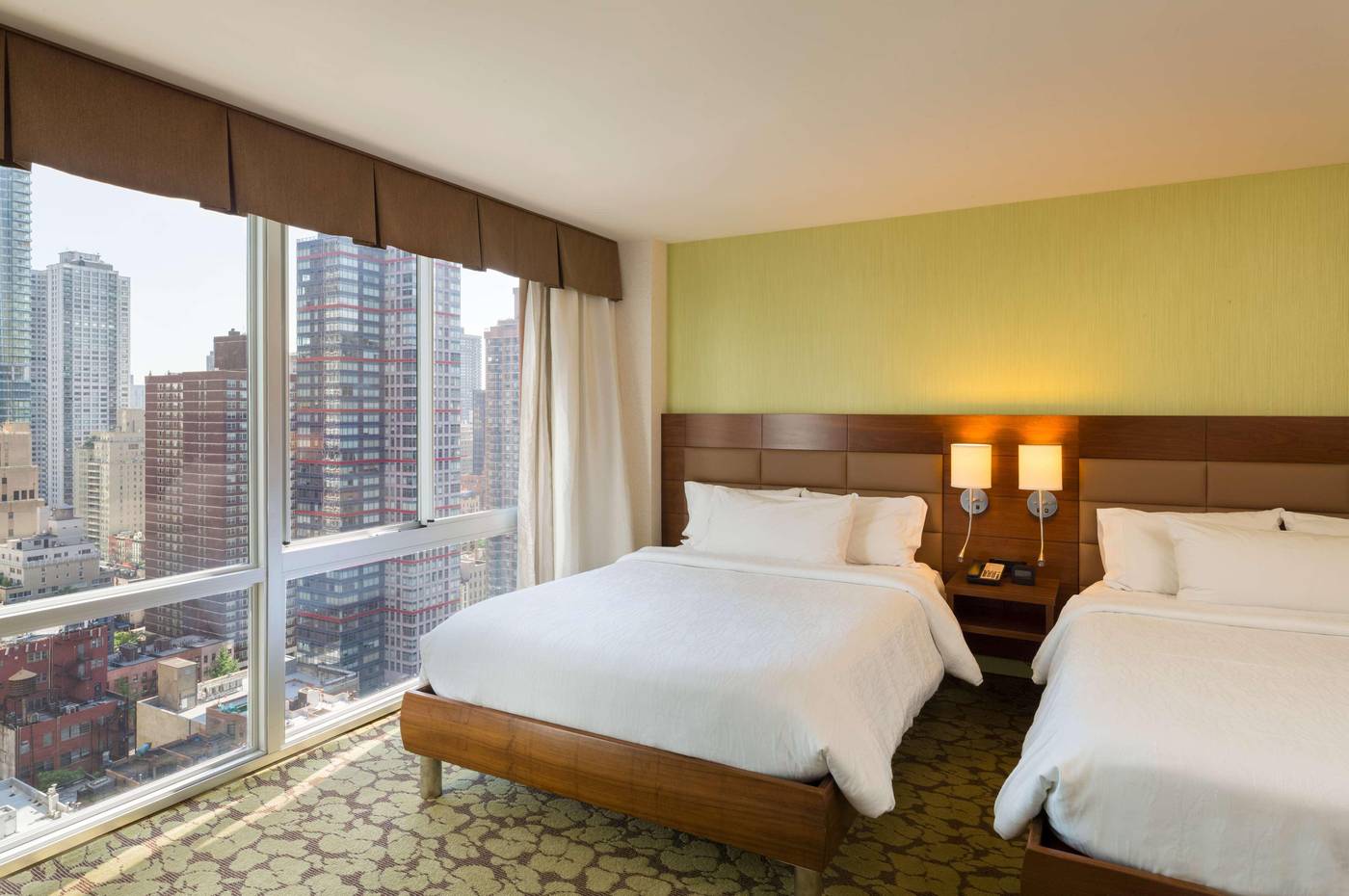 Hilton-Garden-Inn-Midtown-East-Room-8