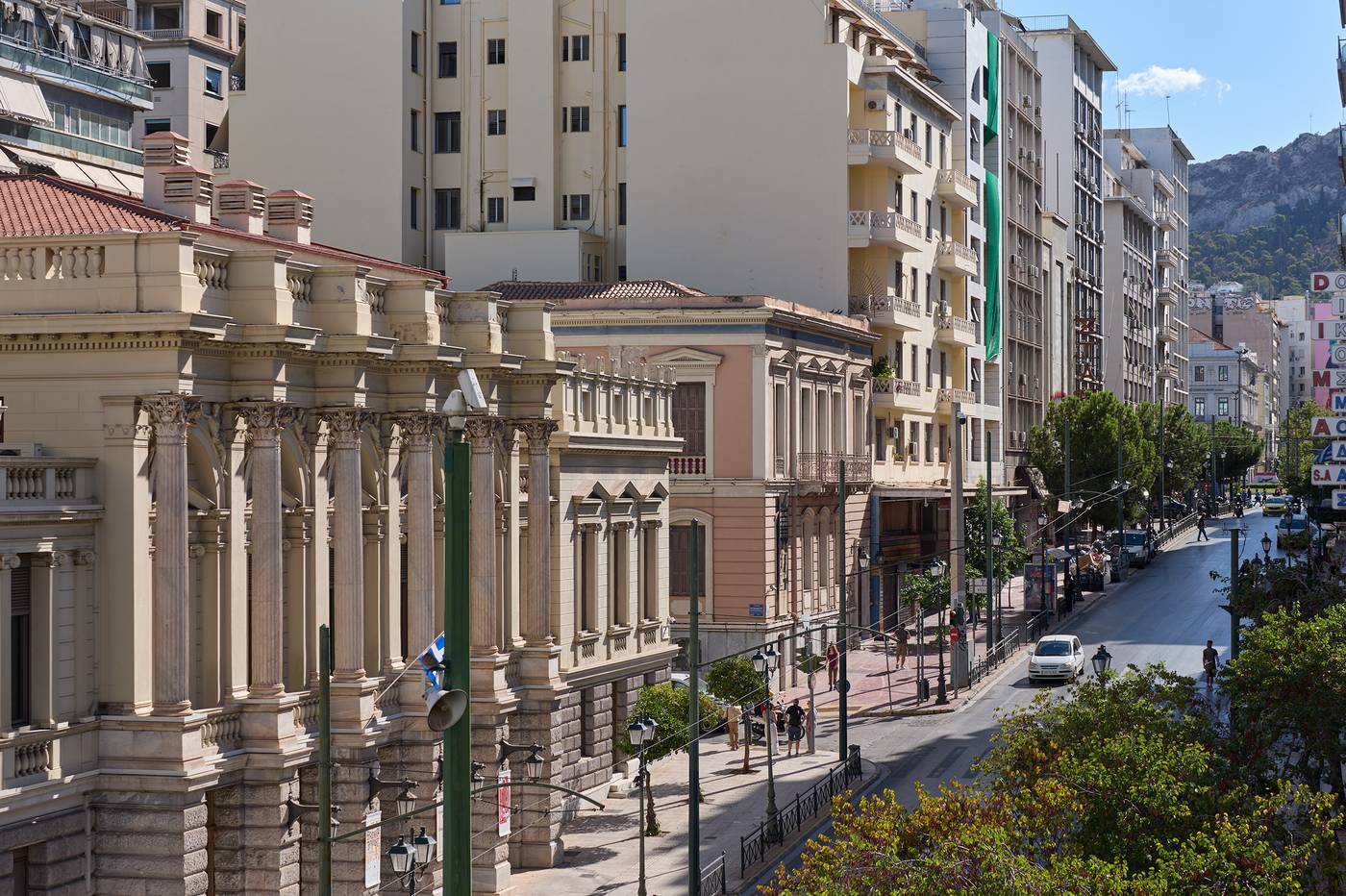 Delphi-Art-Hotel-Room-1