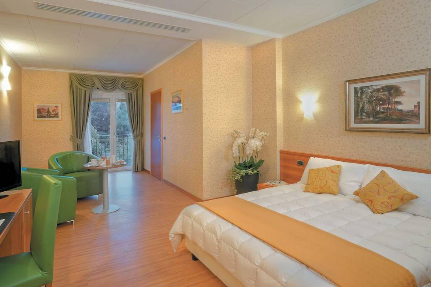 Ele-Green-Park-Hotel-Pamphili-Room-2
