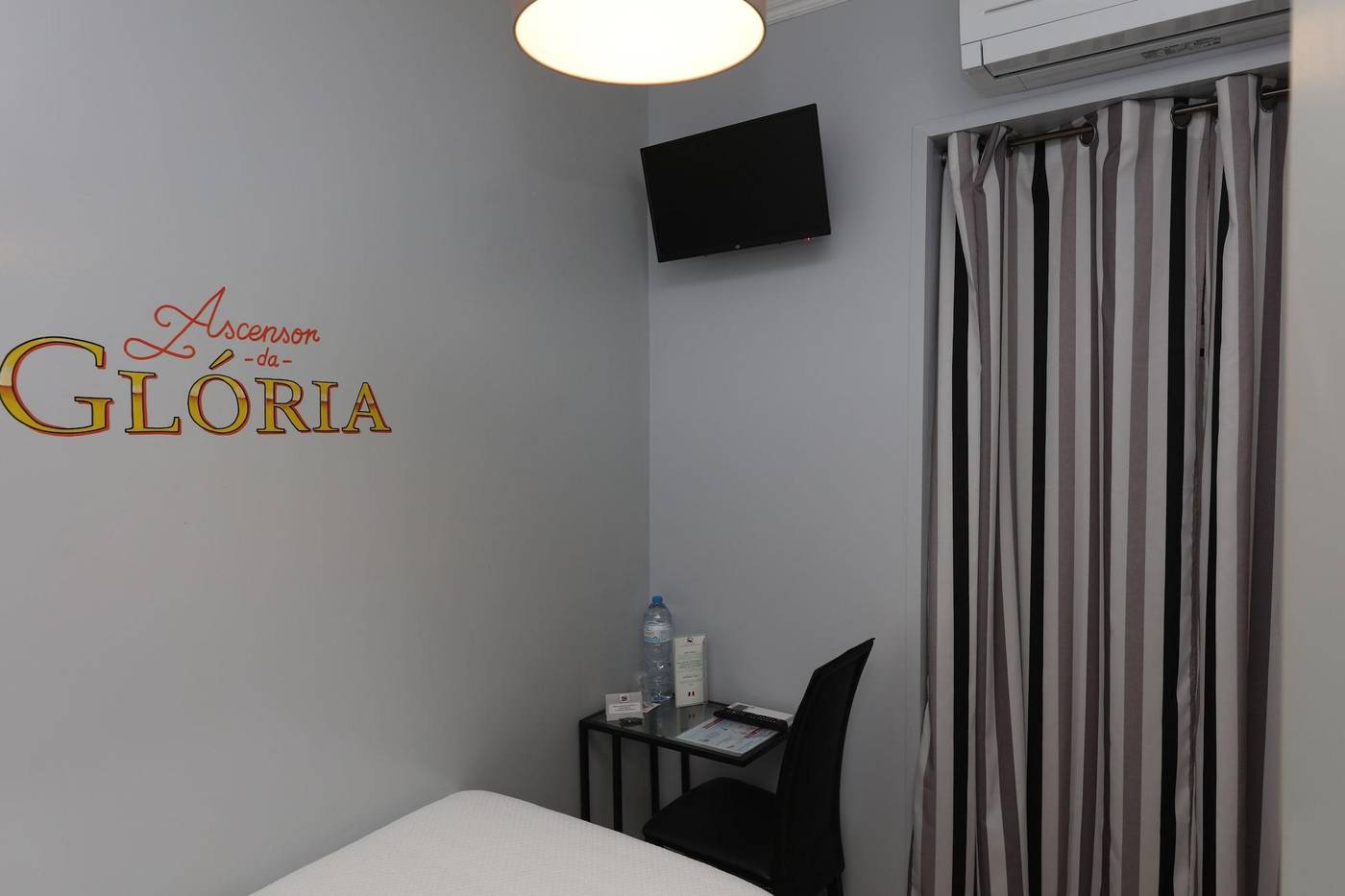 O-El-trico-Guesthouse-Room-38