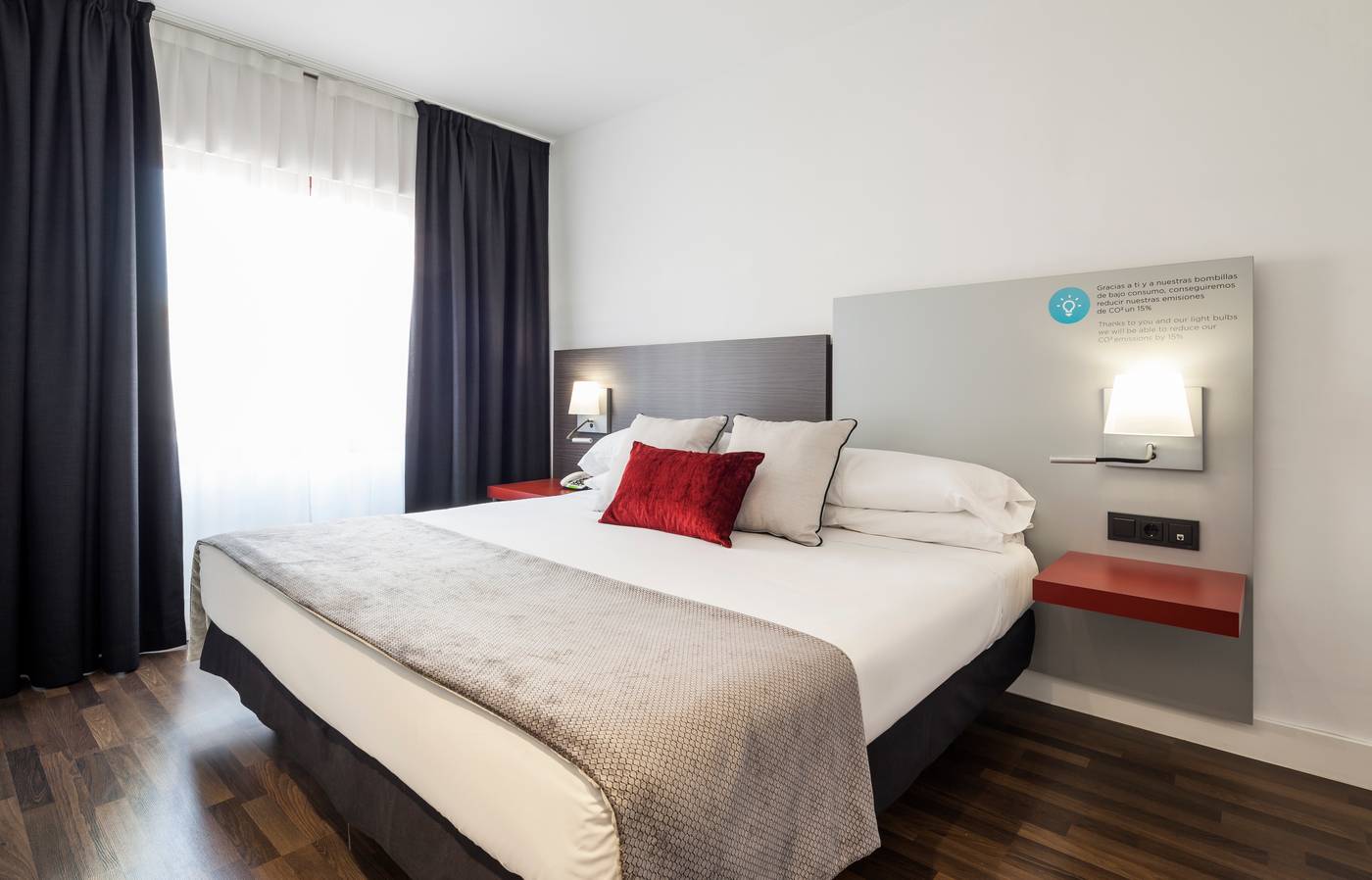 Ilunion-Suites-Madrid-----Room-21