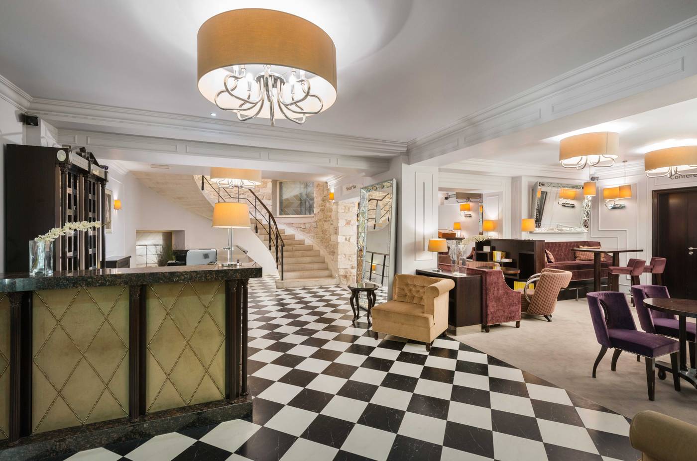 Heritage-Hotel-Bastion-Lobby-27