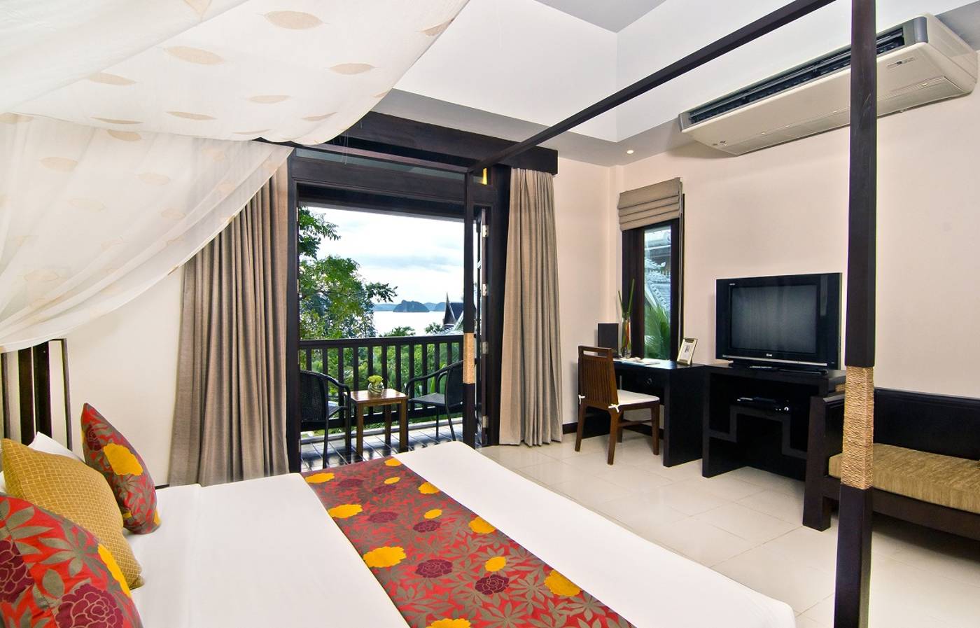 Anyavee-Tubkaek-Beach-Resort-Room-26