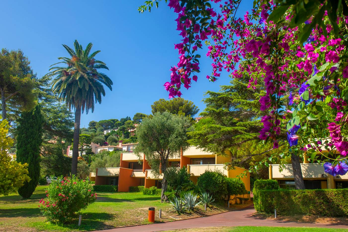 Hotel-Delcloy-Vacances-Bleues-General-view-5