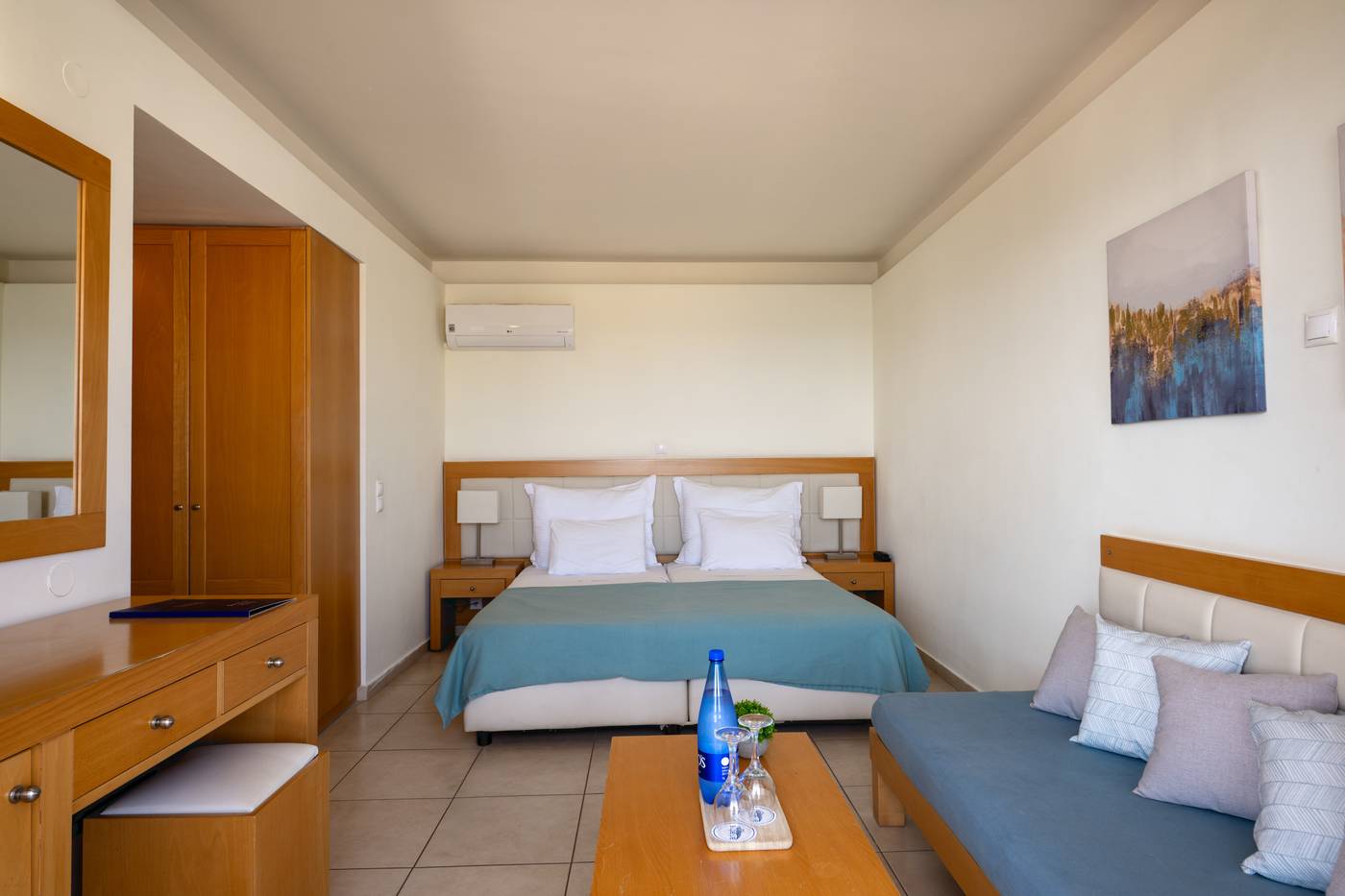 Ariadne-Beach-Room-15