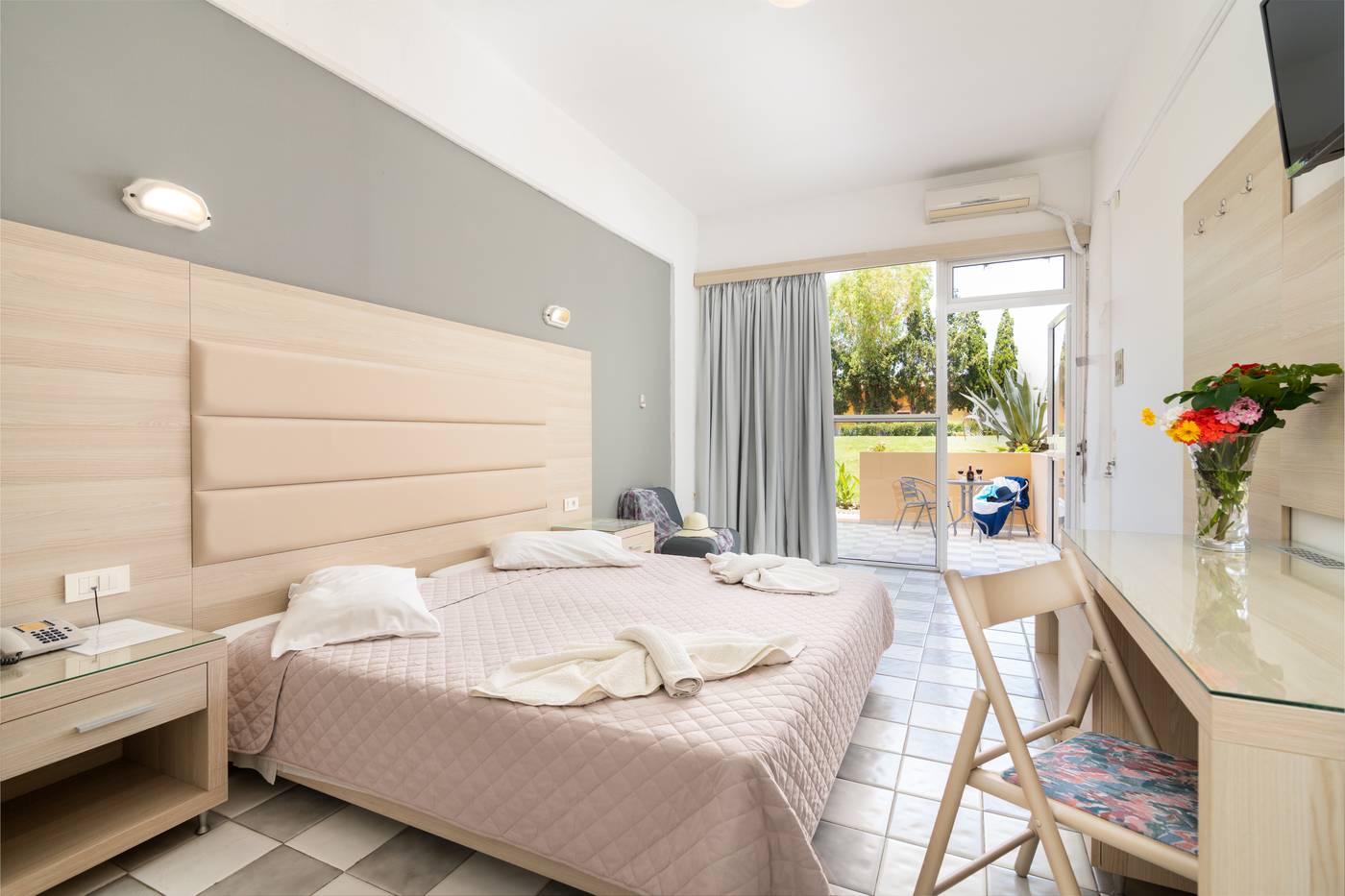 Sabina-Hotel-Room-11