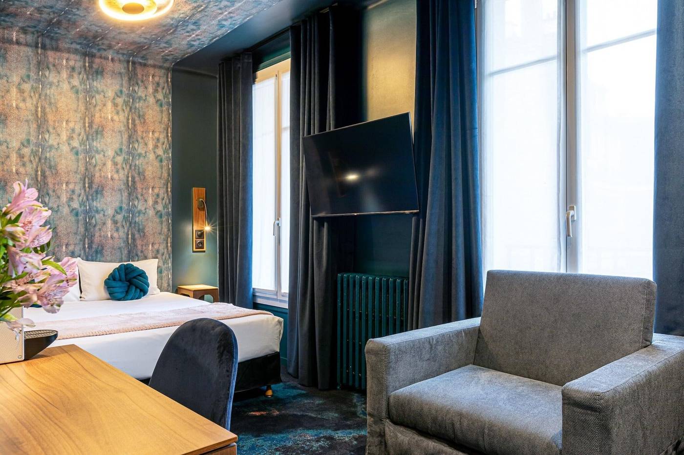 Hotel-Glasgow-Monceau-by-Patrick-Hayat-Room-43