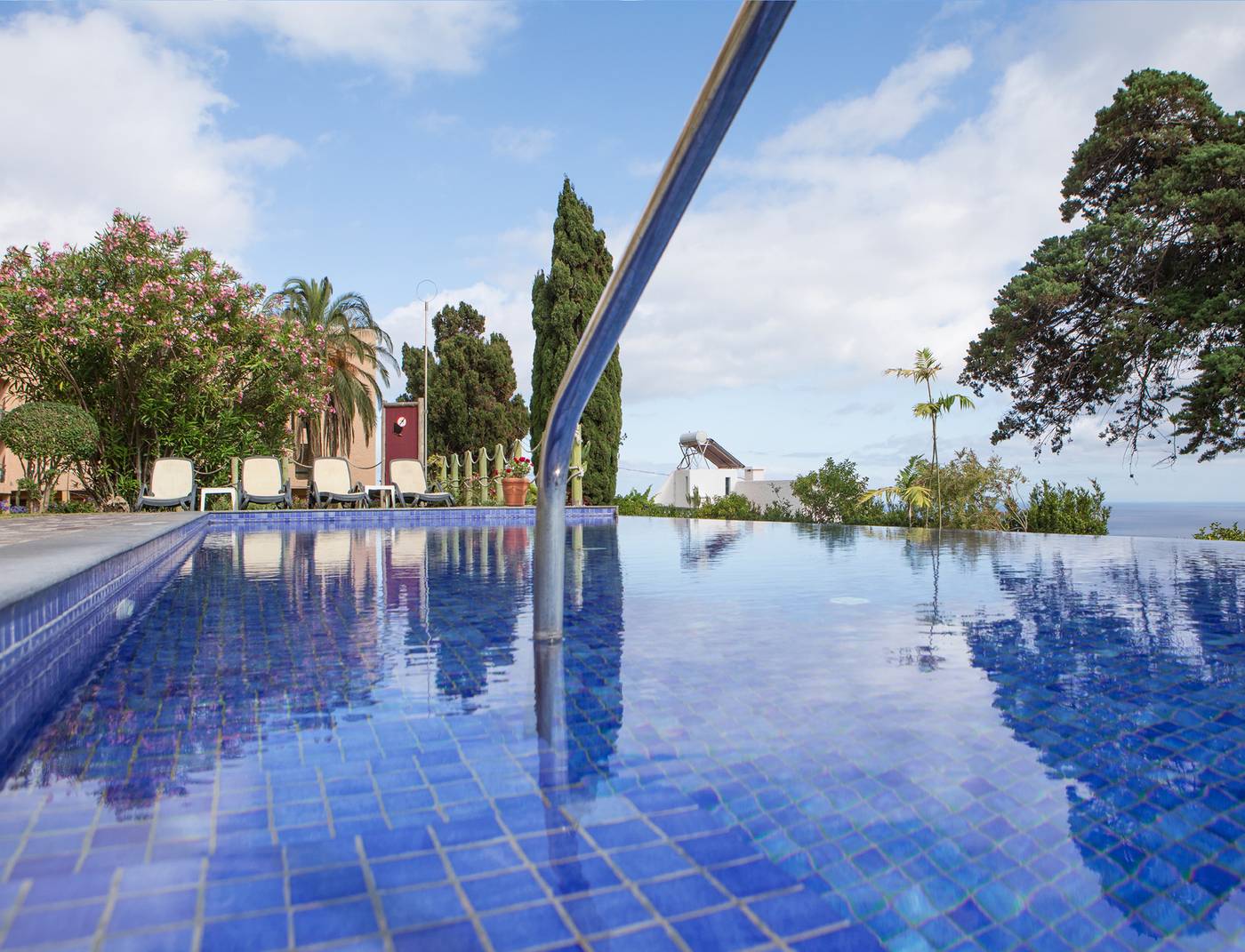 Dom-Pedro-Garajau-Pool-10