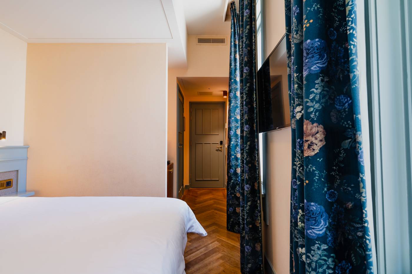 Mercier-Hotel-Room-55