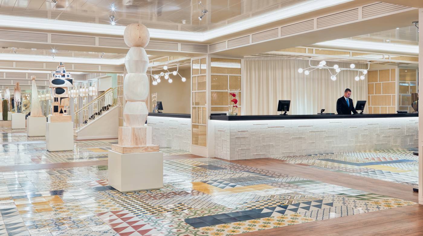 H10-Las-Palmeras-Lobby-46