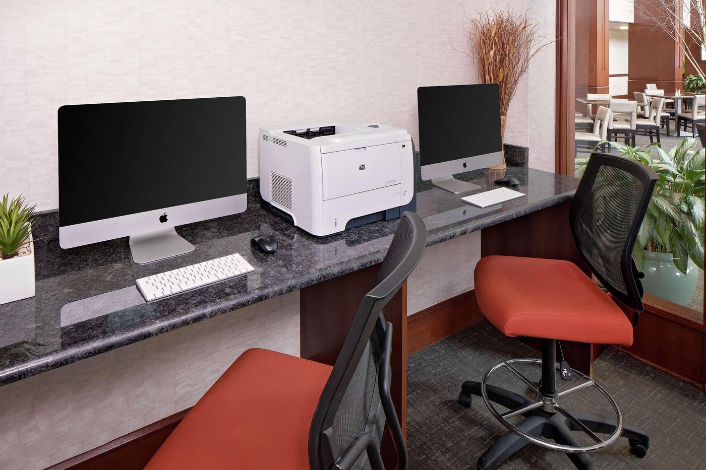 DoubleTree-by-Hilton-Hotel-Boston-Bayside-General-view-26