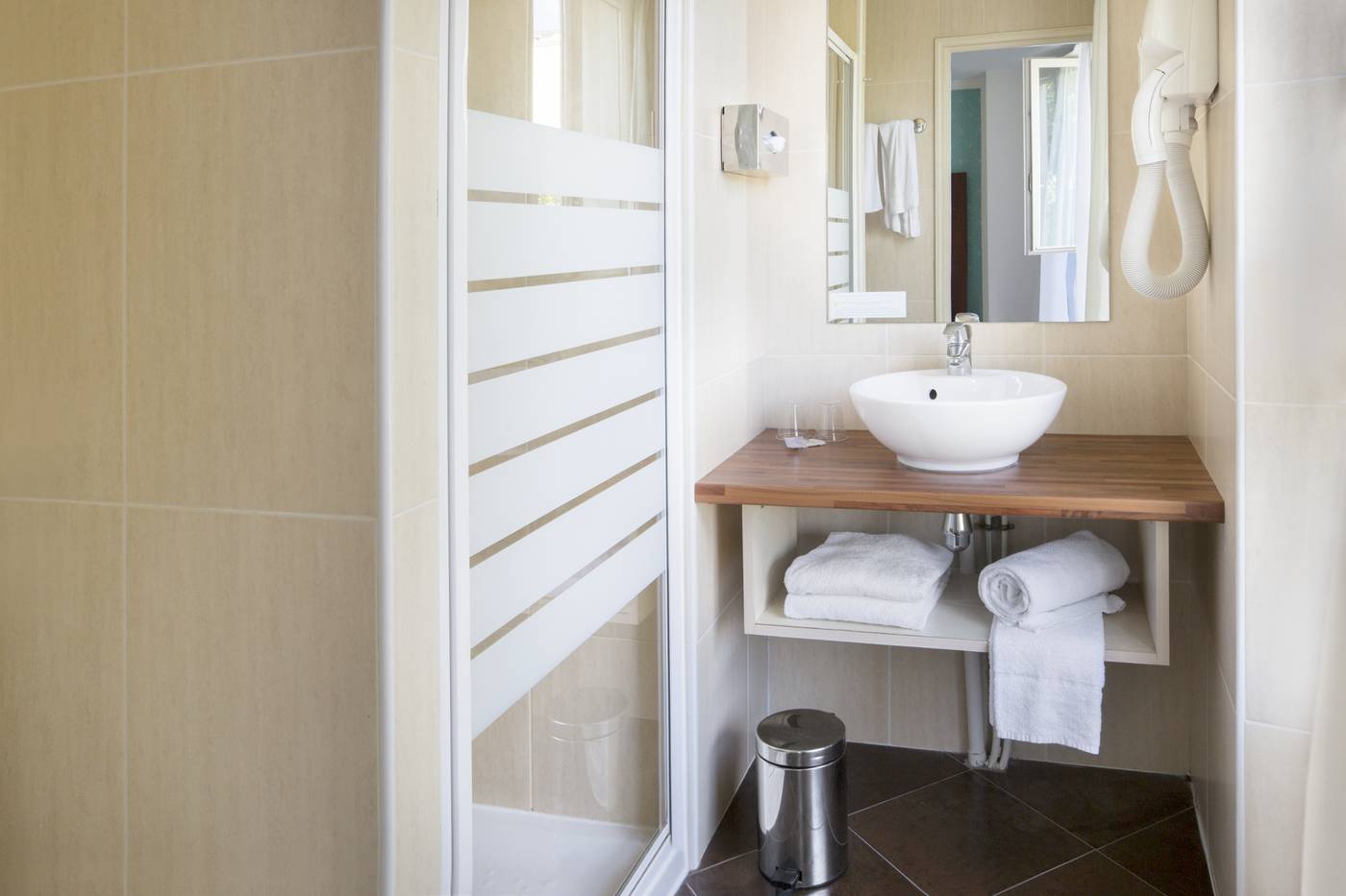 The-Playce-by-HappyCulture-Room-34