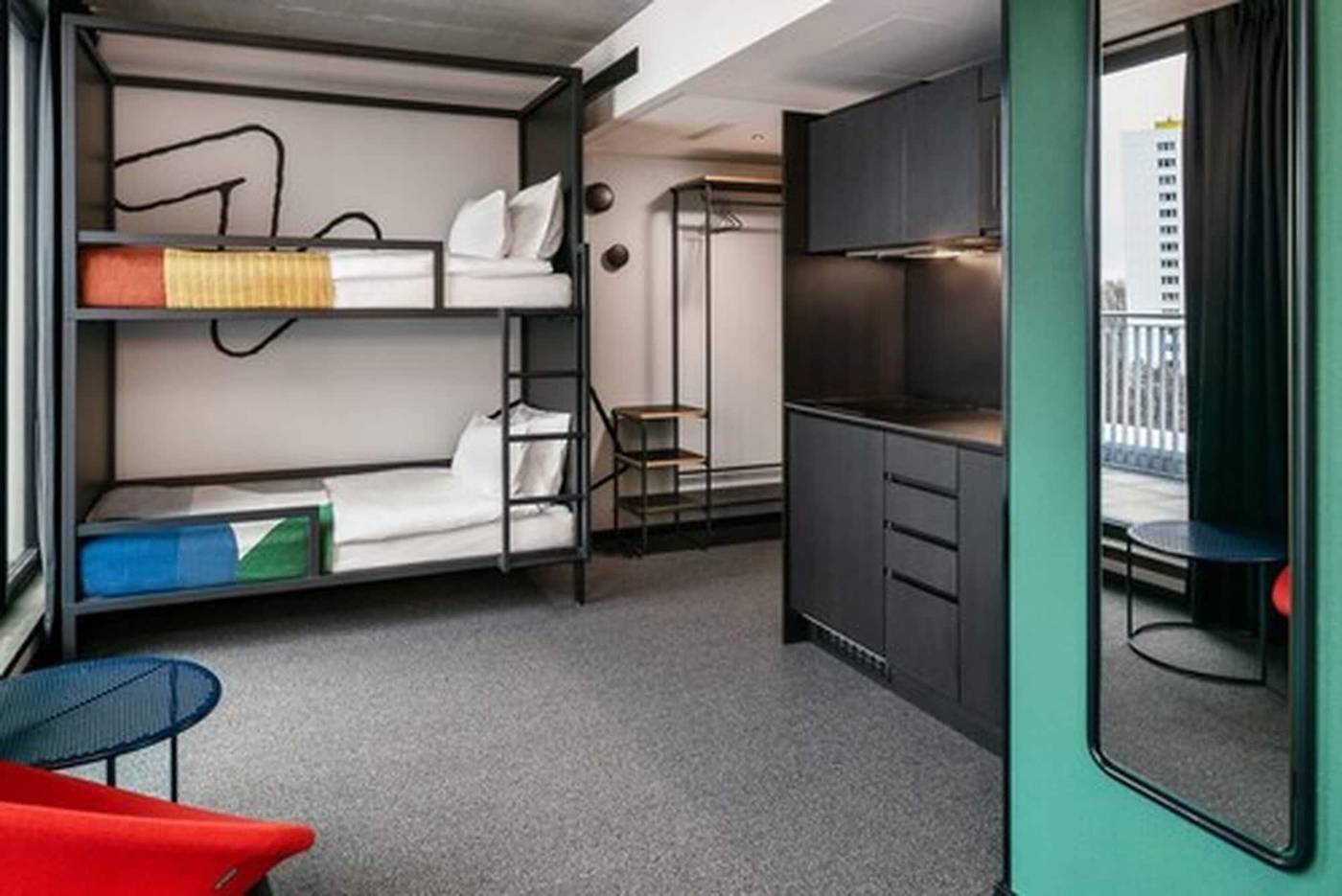 The-Social-Hub-Berlin-Room-24