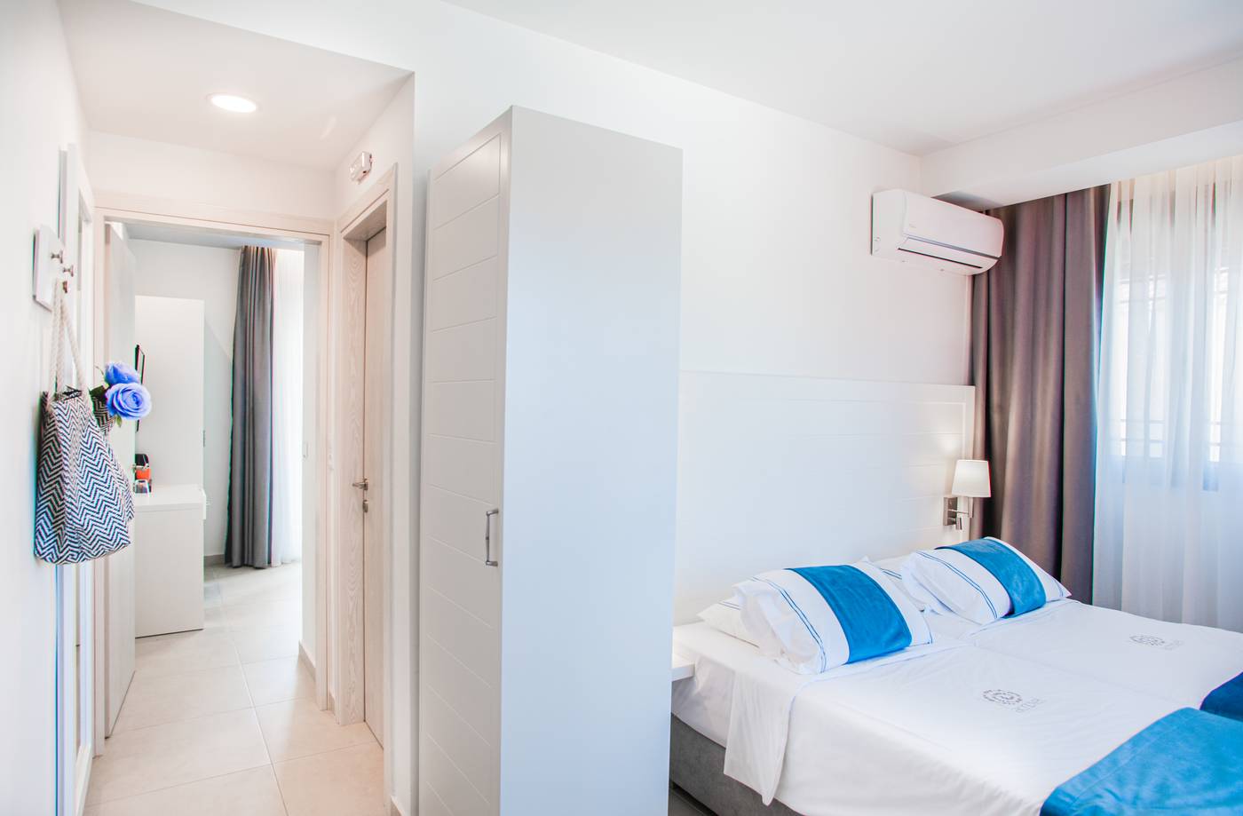 Lily-Ann-Village-Room-31