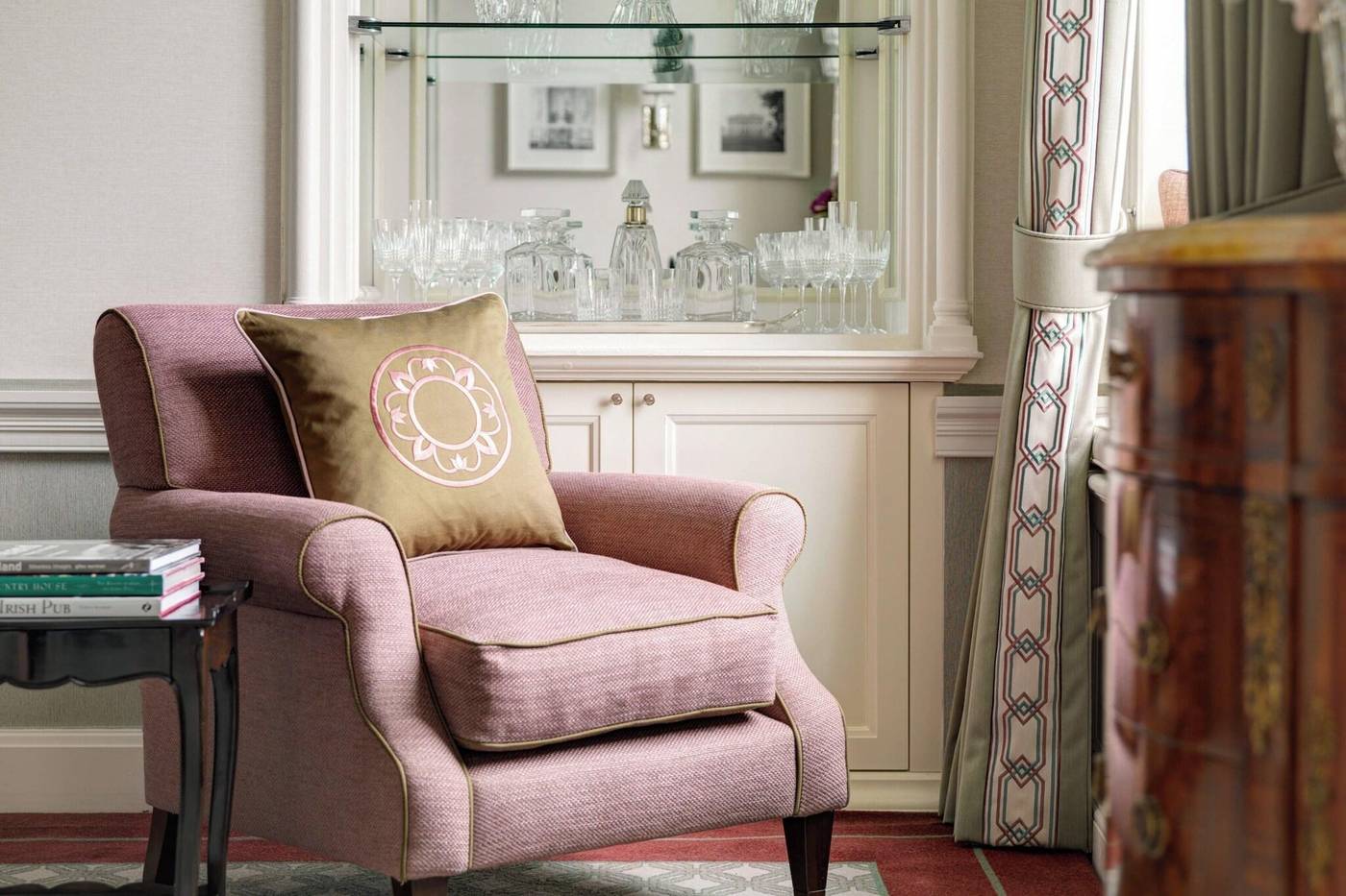 The-Shelbourne--Autograph-Collection-Room-14