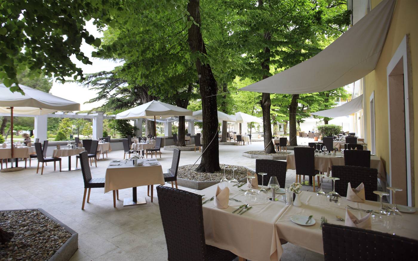 Falkensteiner-Hotel-Adriana-Restaurant-12