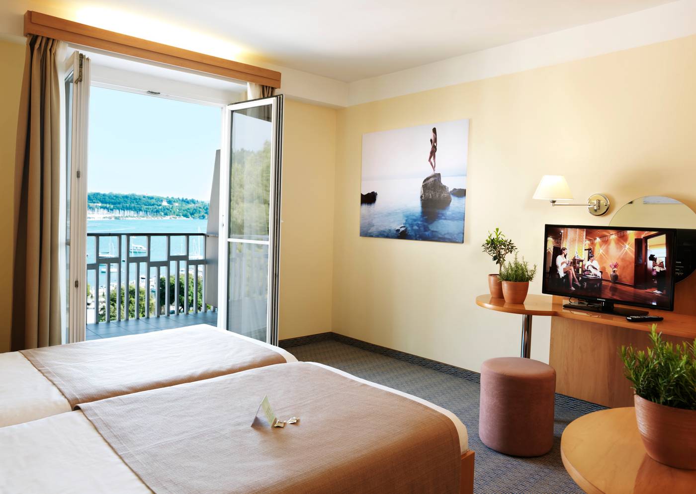 Hotel Neptun-Slovenia-PORTOROZ-Room-9
