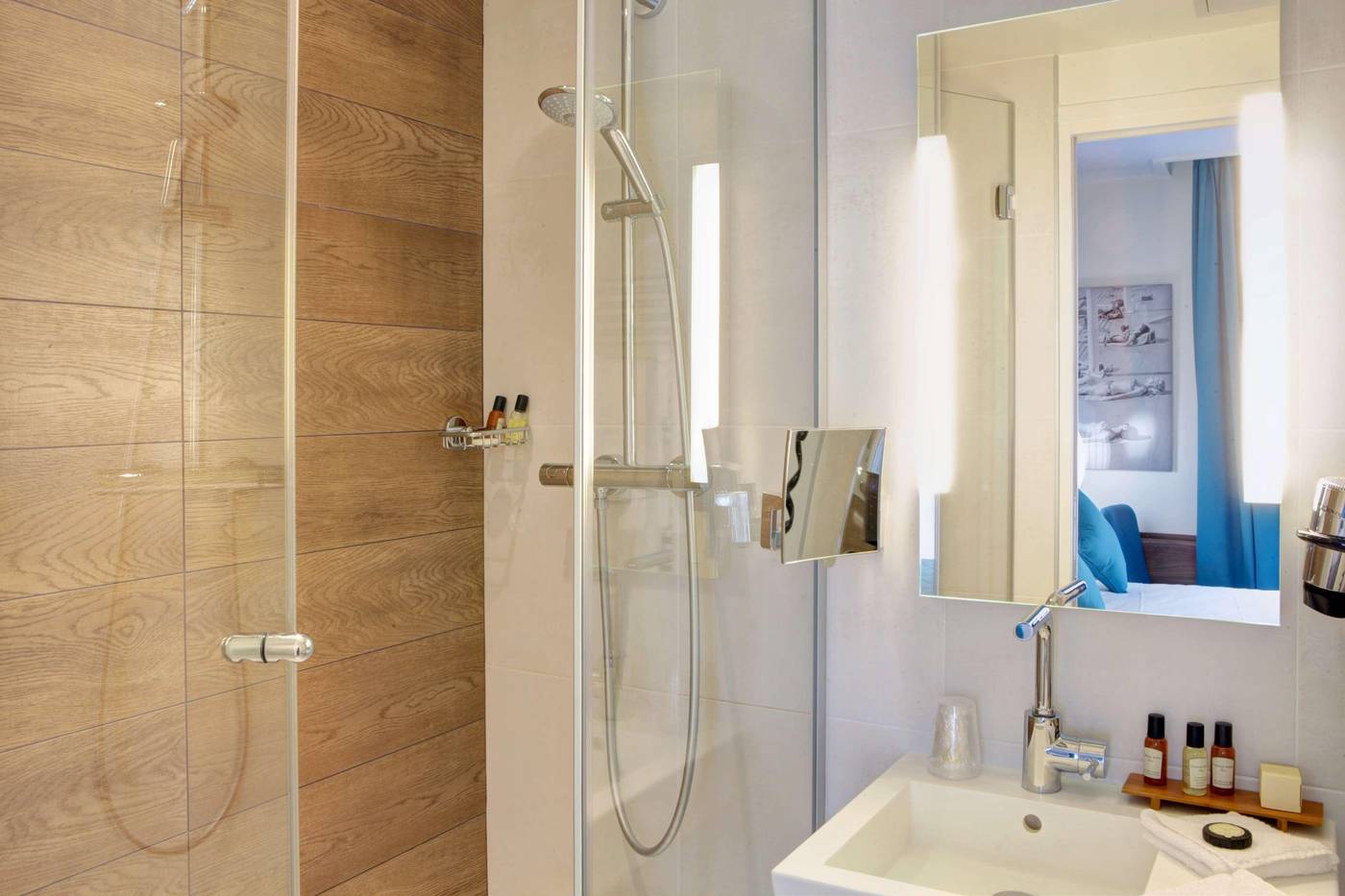 Best-Western-Plus-61-Paris-Nation-Hotel-Room-23