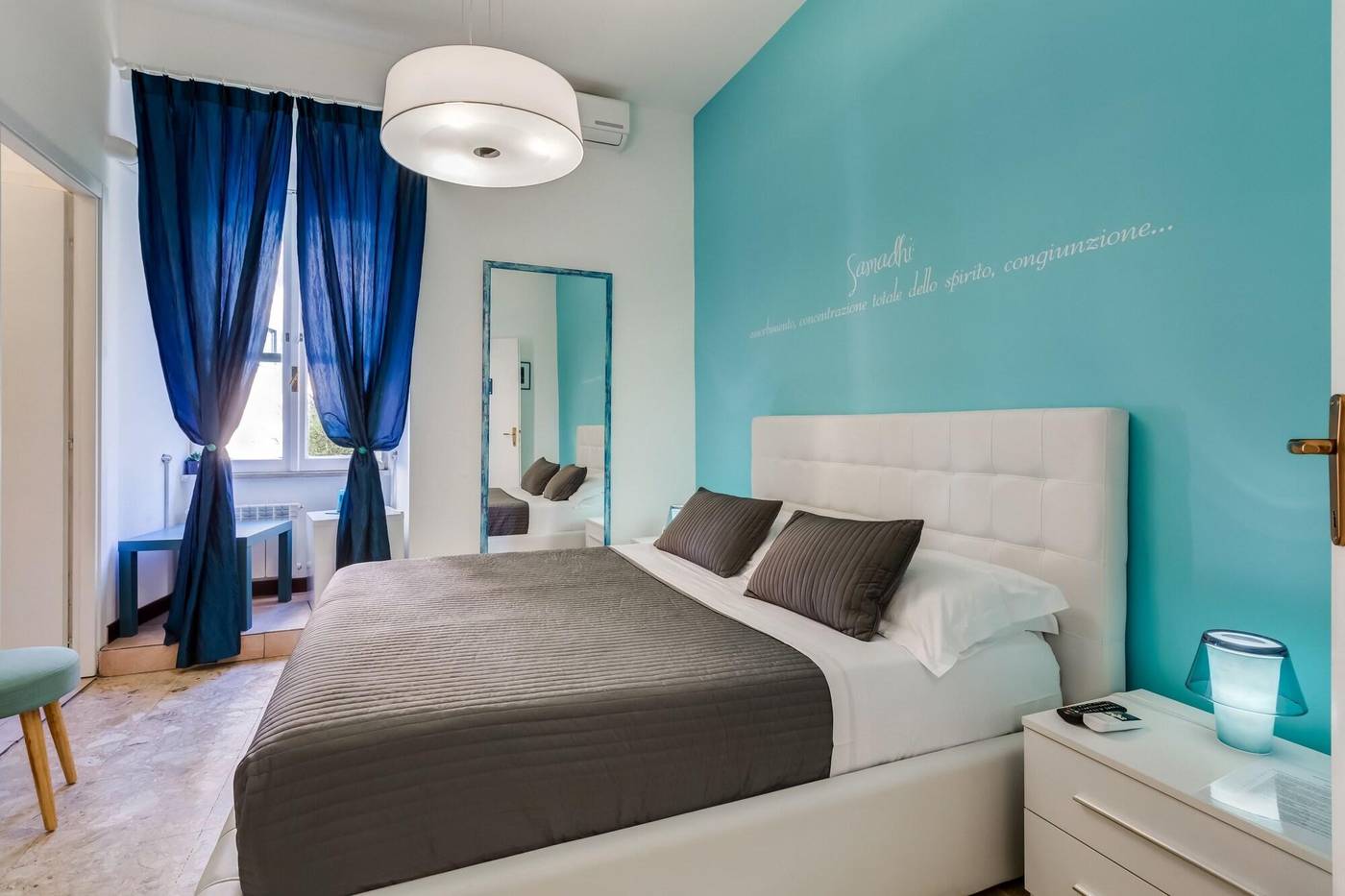 Allegra-s-House-Room-3