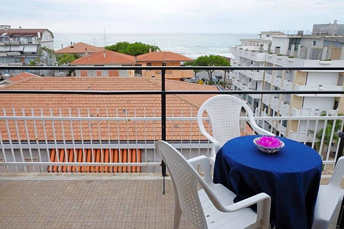 Hotel-Blurelda-General-view-2