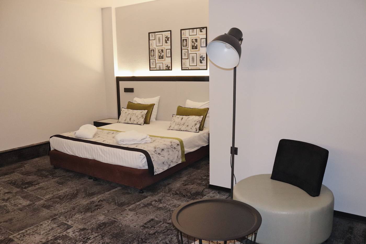 Floris-Arlequin-Grand-Place-Room-3
