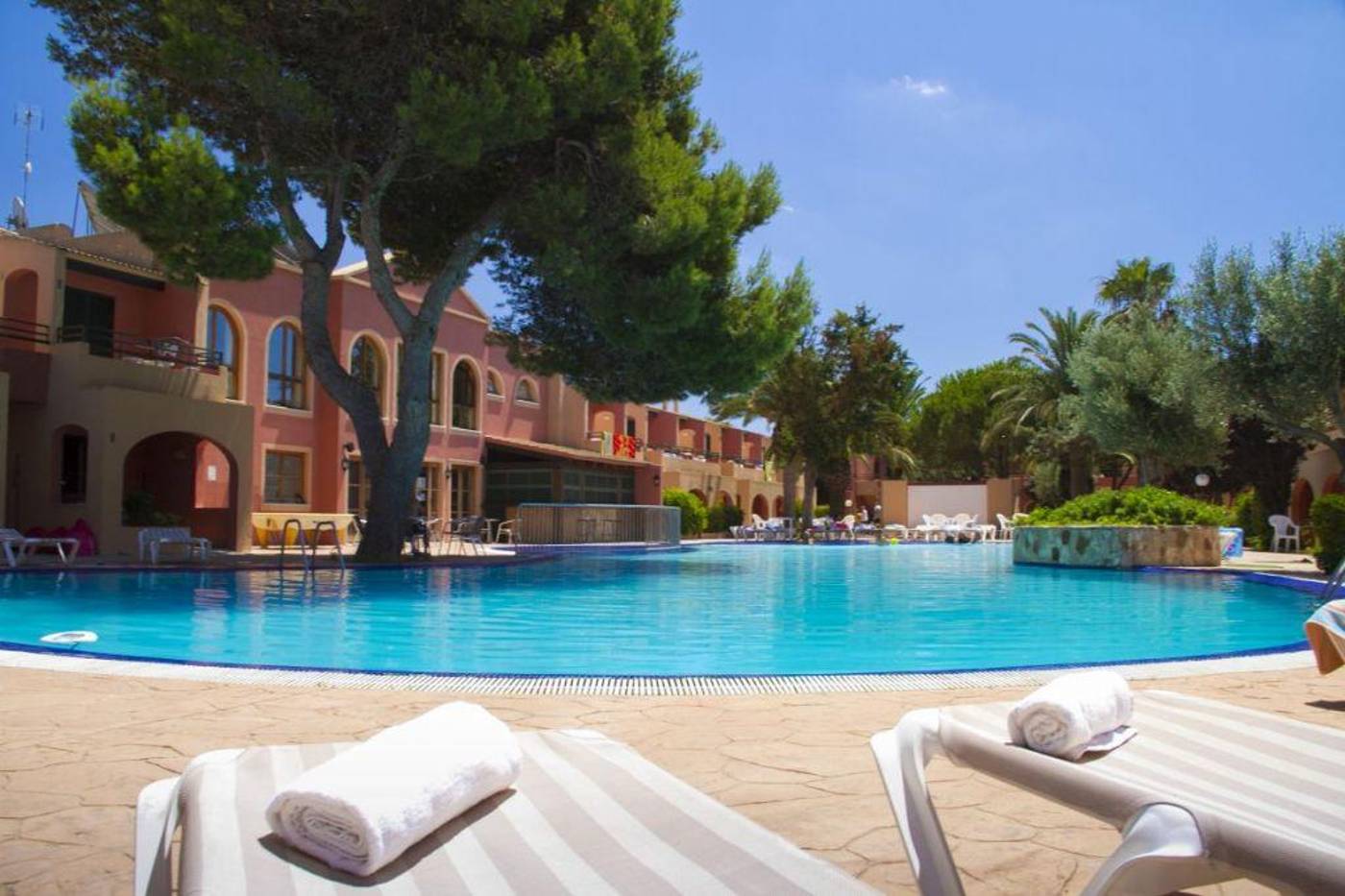 Club-Andria-Sports-and-Entertainment-5