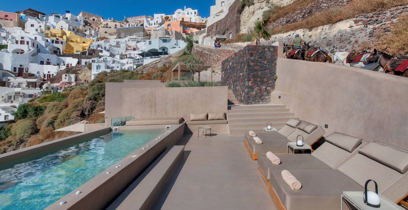 Old-Castle-Oia-Pool-56