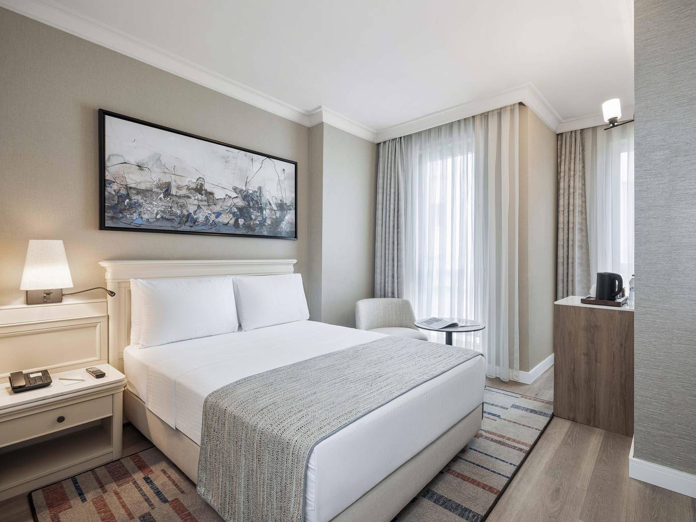 Elite-World-Comfy-Istanbul-Taksim-Hotel-Room-18