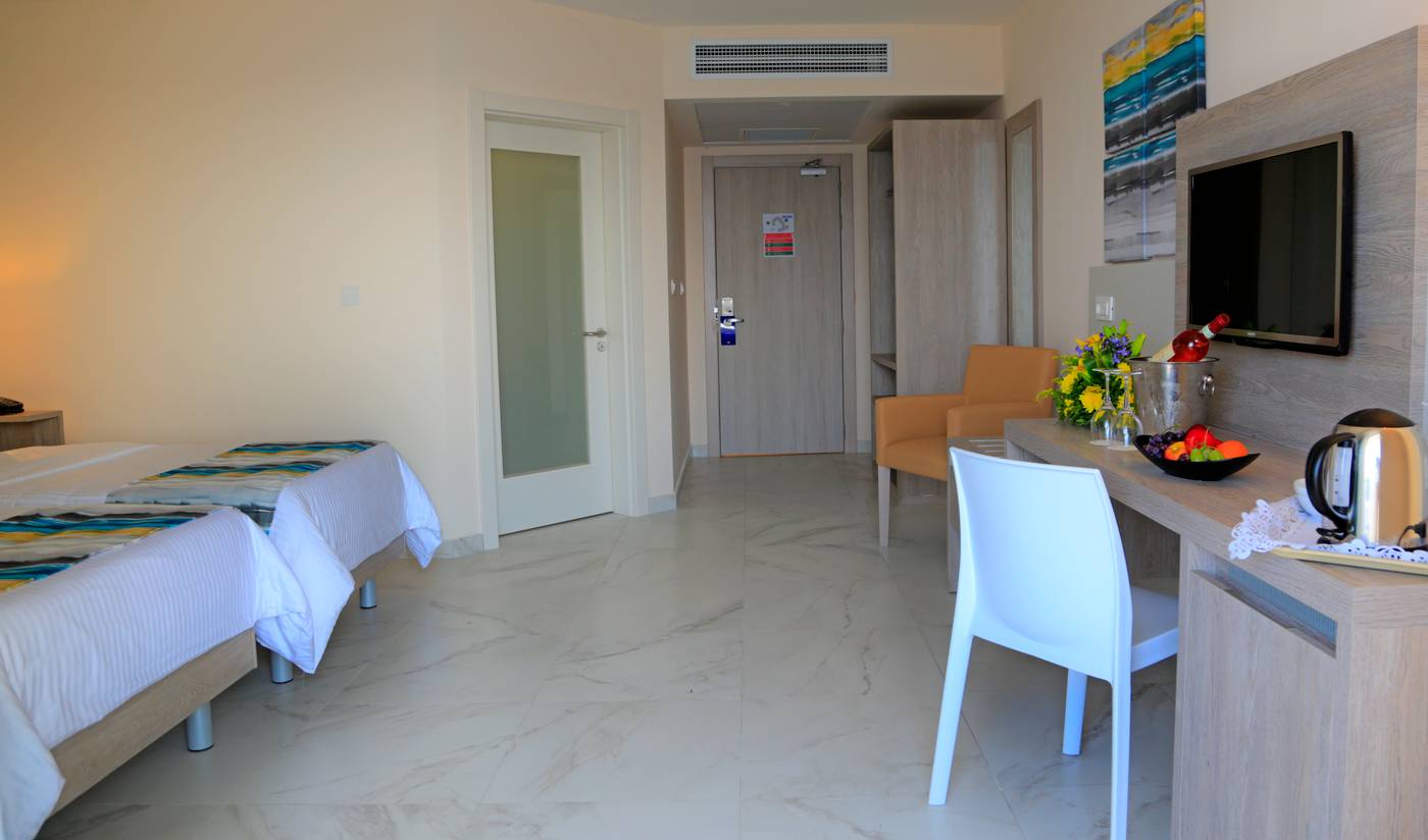 Riviera-Spa-Resort---Adults-Only-Room-39