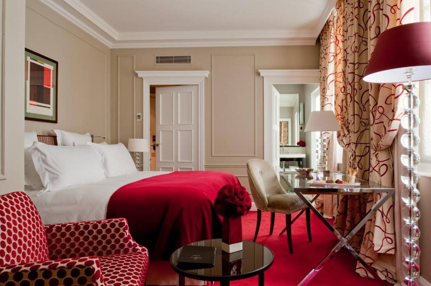 Le-Burgundy-Paris-Room-8