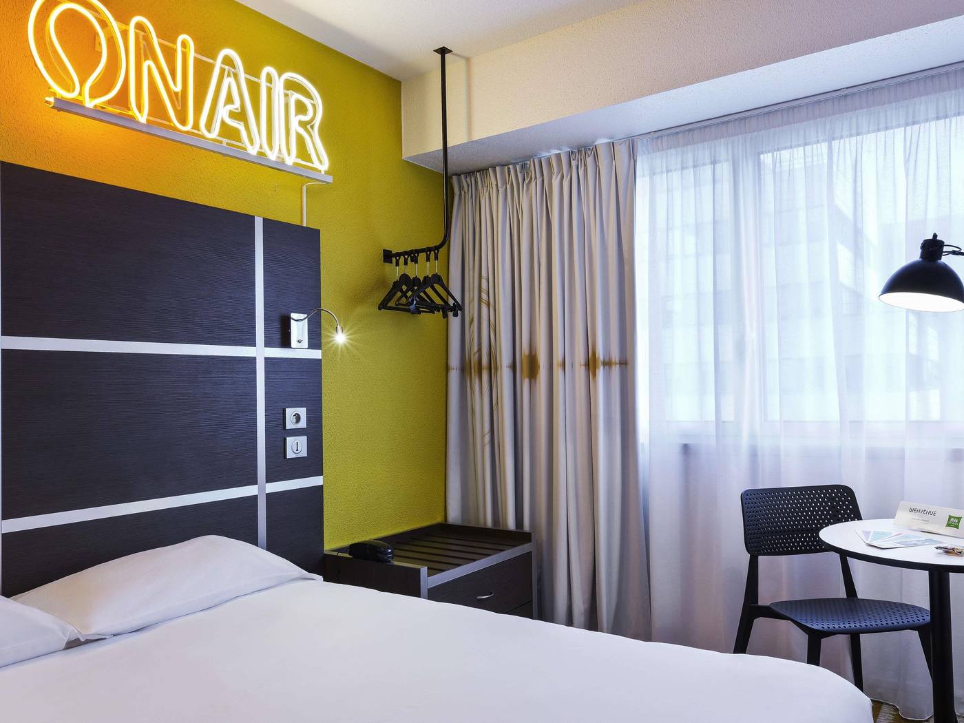 Ibis-Styles-Massy-Opera-Room-6