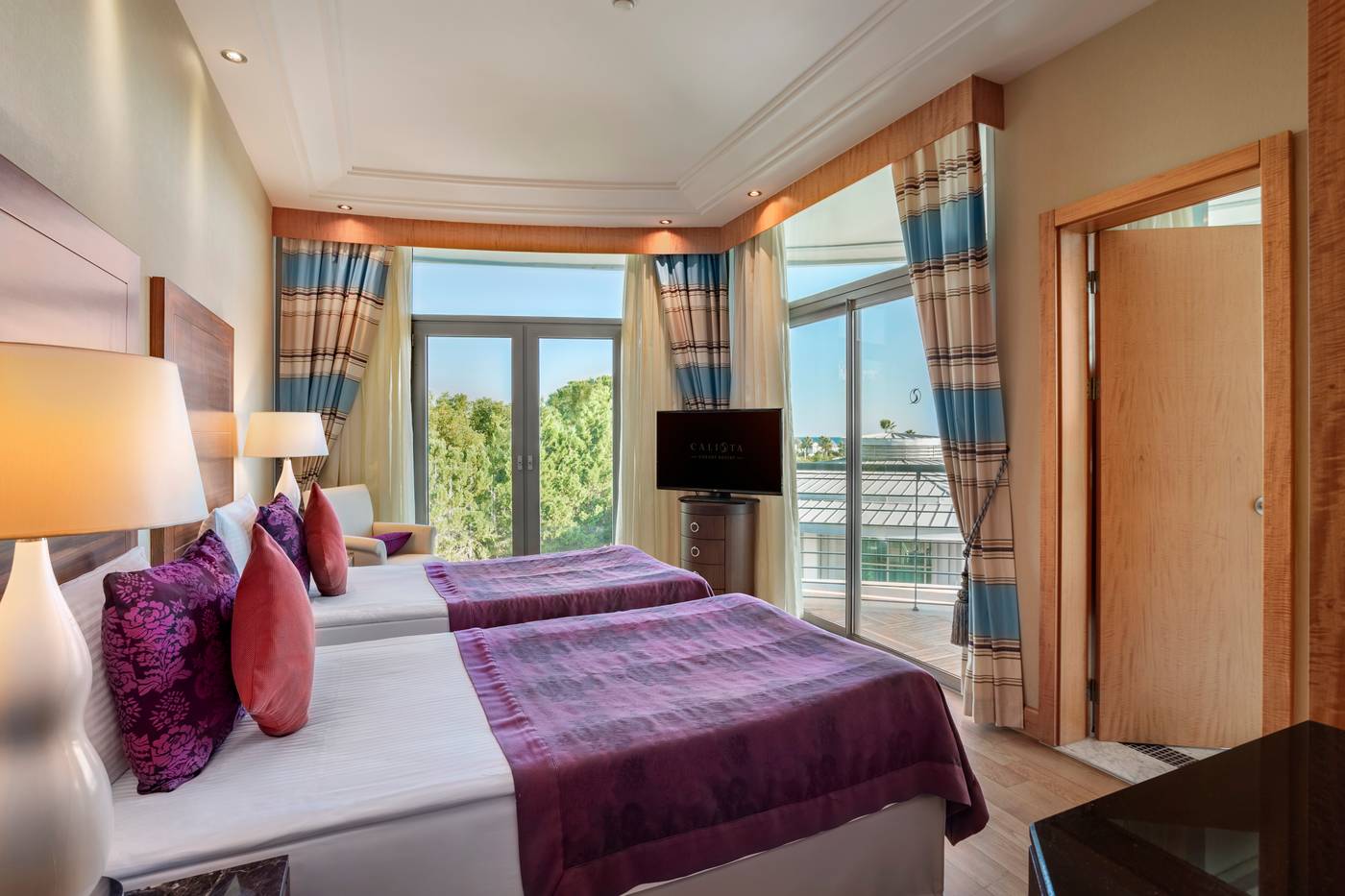 Calista-Luxury-Resort-Room-34