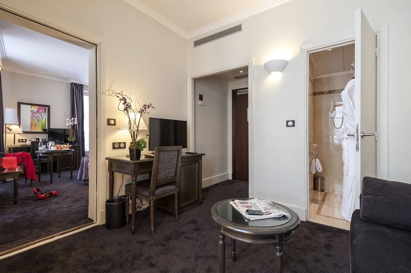 Royal-Saint-Honore-Room-6