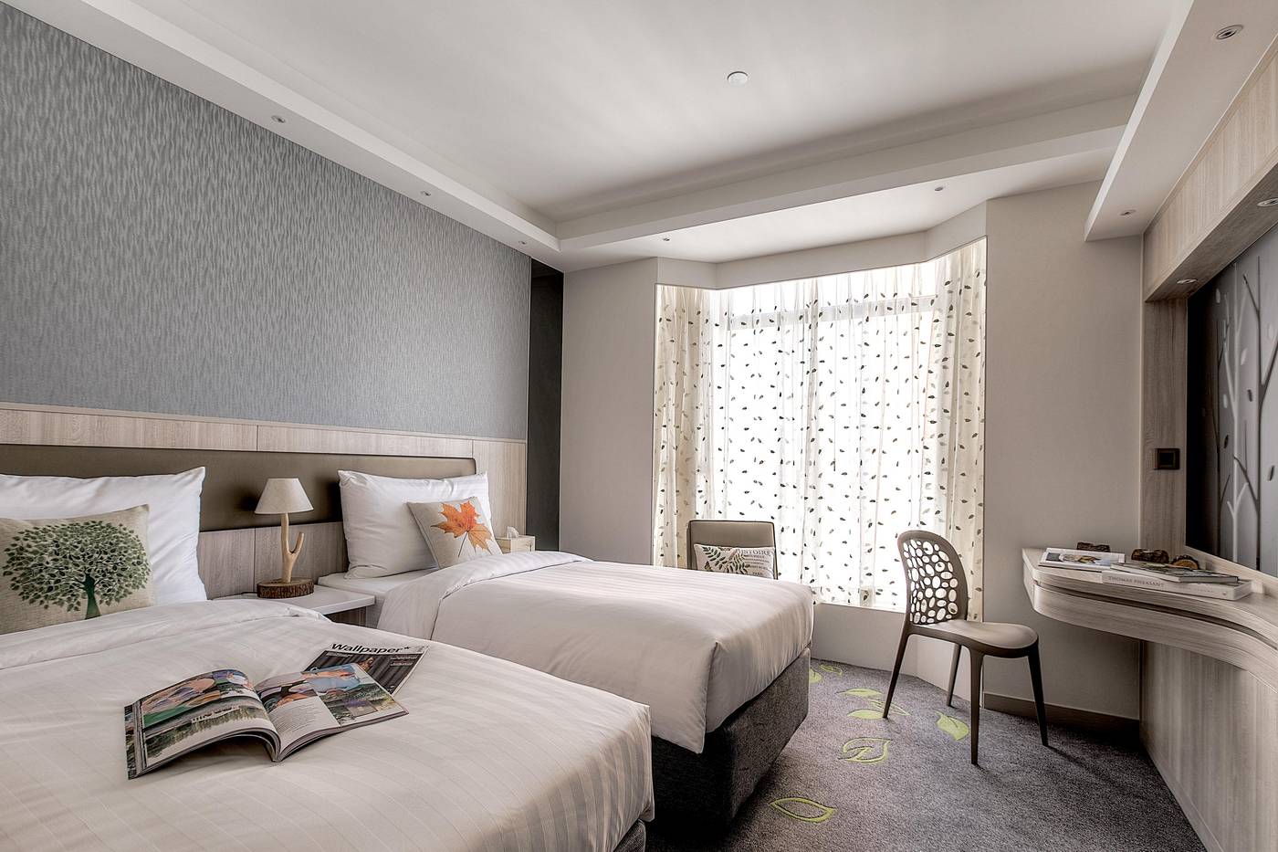 Stanford-Hillview-Room-9