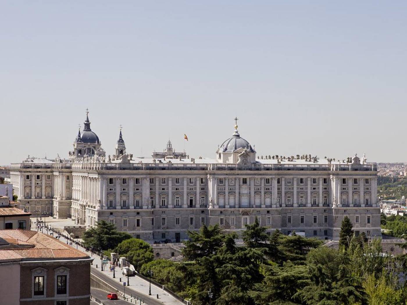 Espahotel-Plaza-de-Espana-General-view-8