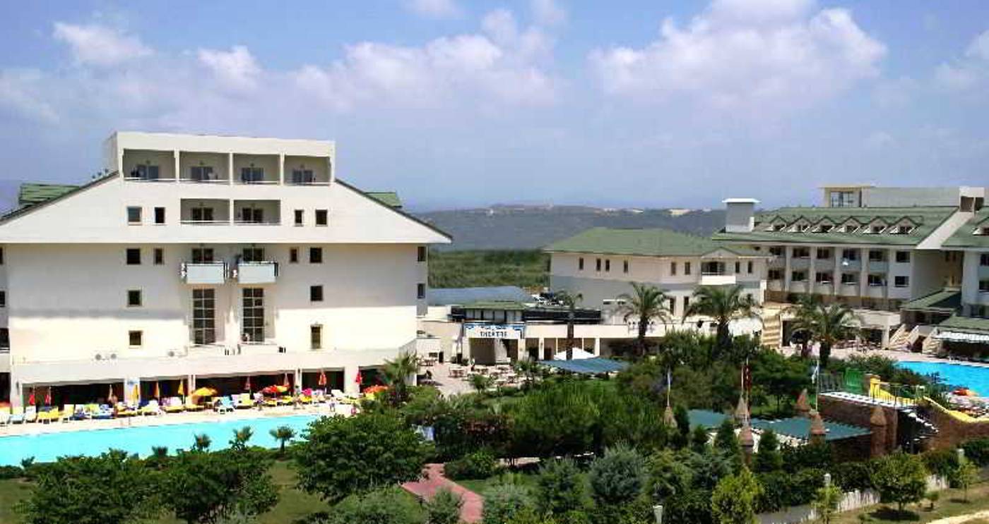 Side-Breeze-Hotel-General-view-8