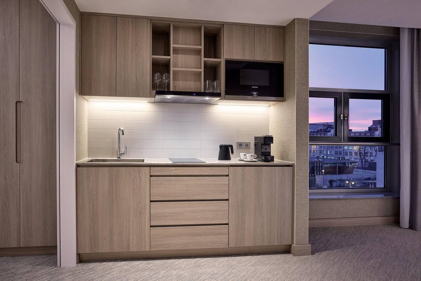 Courtyard-Berlin-City-Center-Room-9