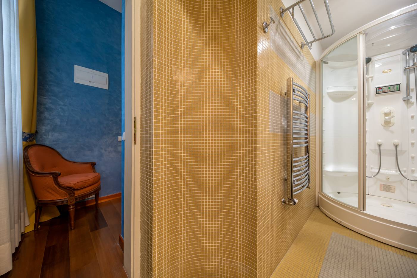 Hotel-Kinsky-Fountain-Room-45