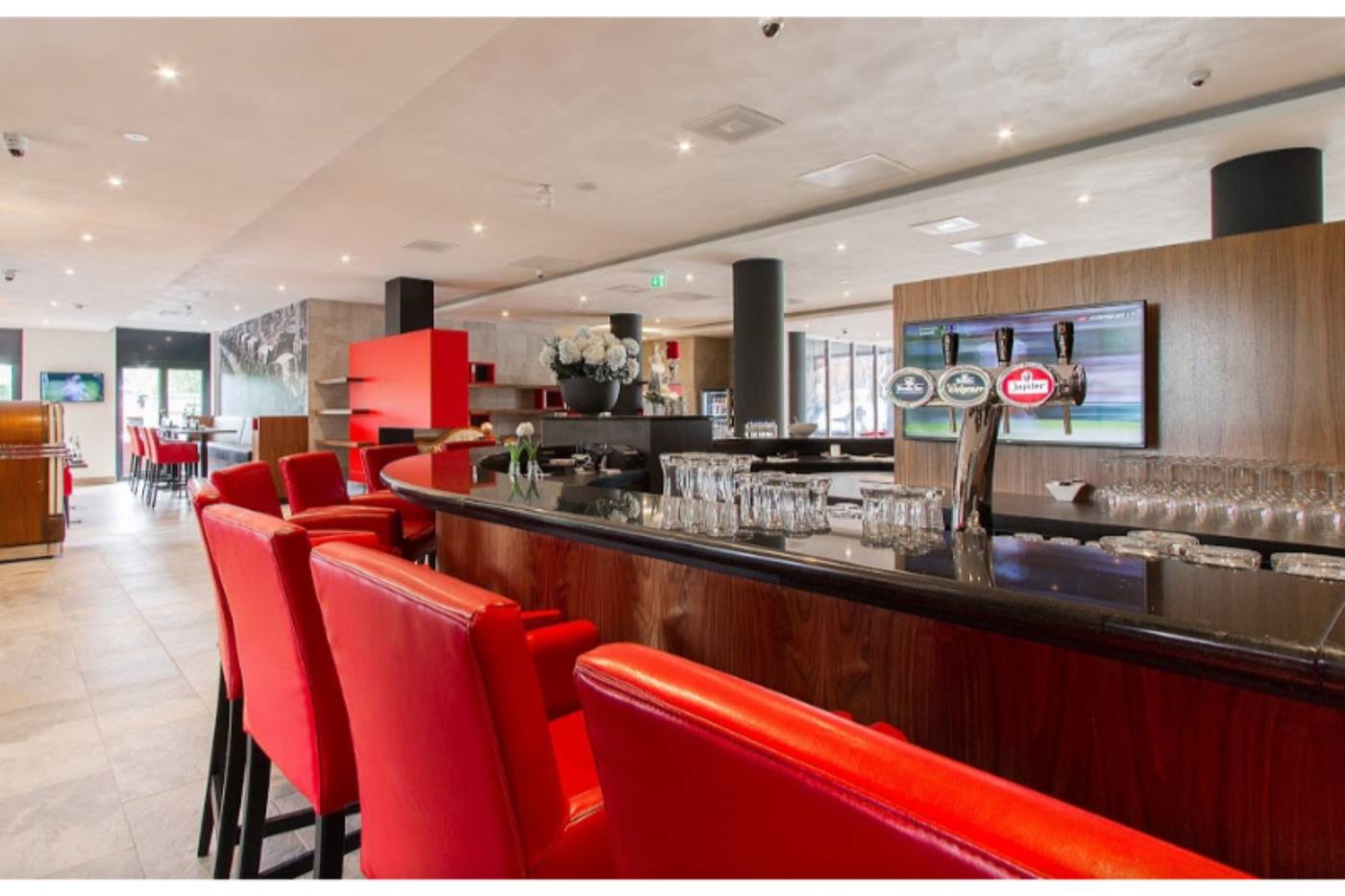 Bastion Hotel Eindhoven Waalre-Netherlands-LA WAALRE-Bar-10