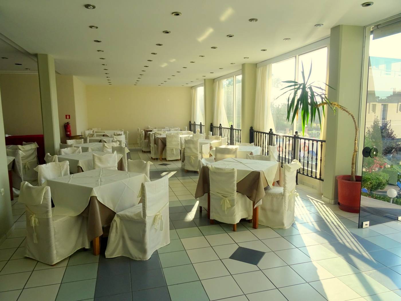 Bayside-Hotel-Katsaras-Restaurant-27