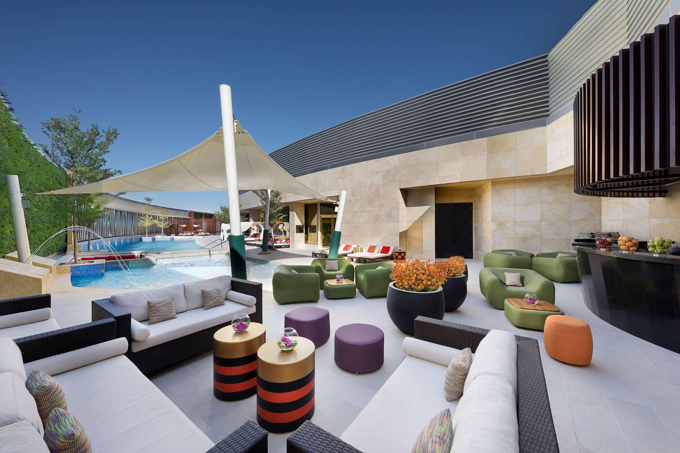 AlRayyan-Hotel-Doha--Curio-Collection-by-Hilton-Pool-48