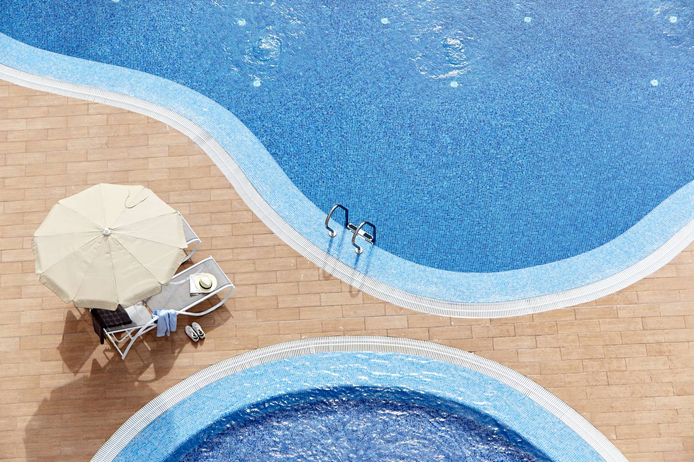 Coral-Suites---Spa---Adults-Only-Pool-19