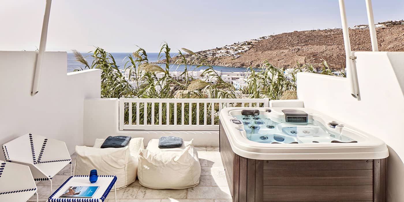 Myconian-Ambassador-Hotel-Relais---Chateaux-Hotel-Room-54