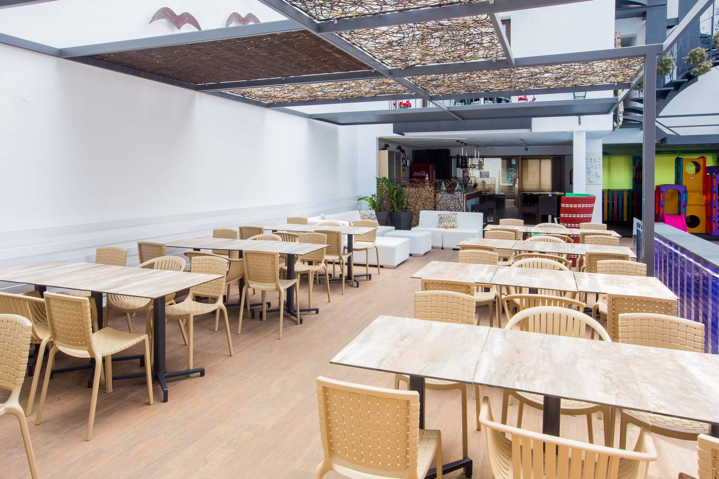 Apartamentos-Neptuno-Calella-Terrace-34