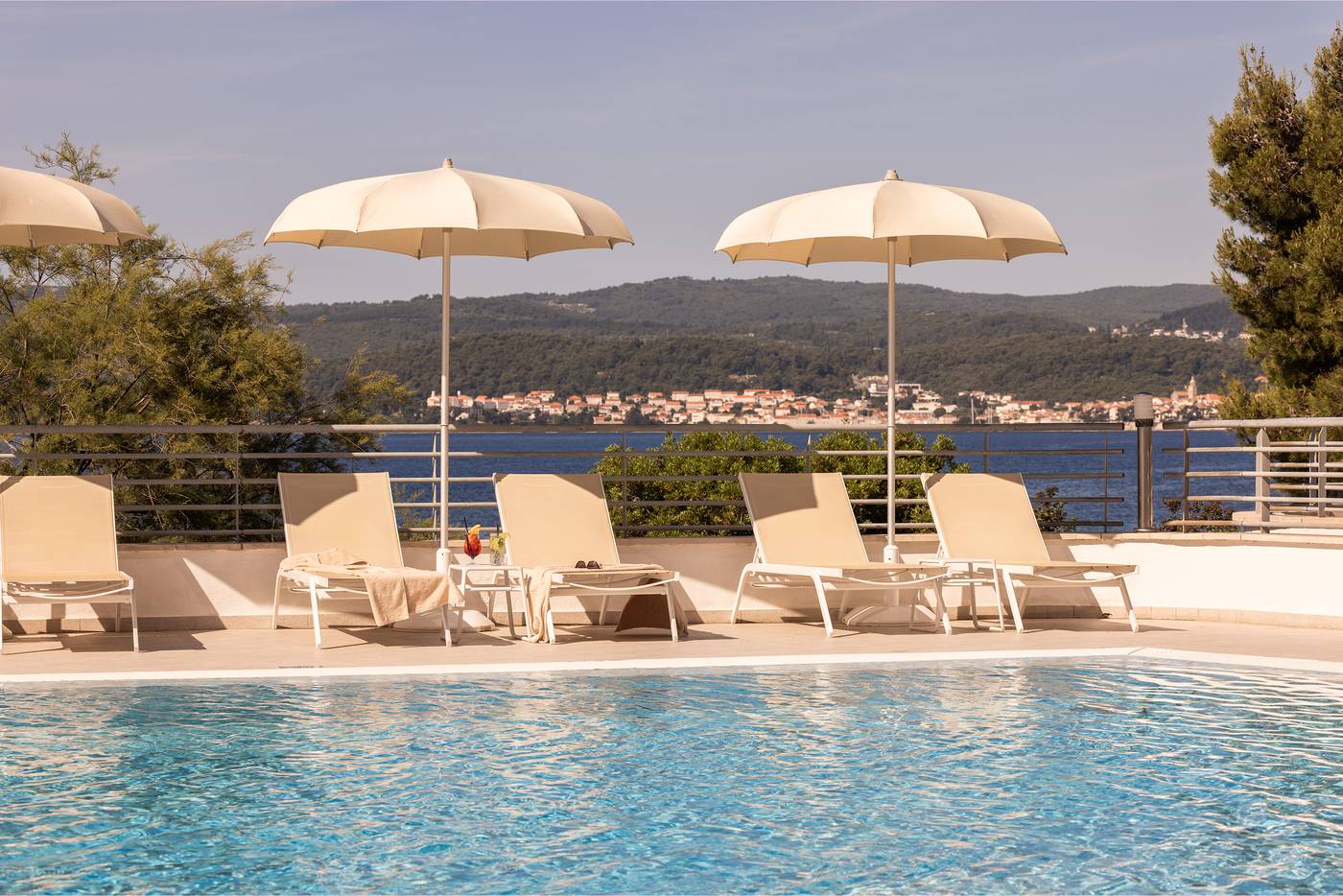 Aminess-Bellevue-Hotel-Pool-16