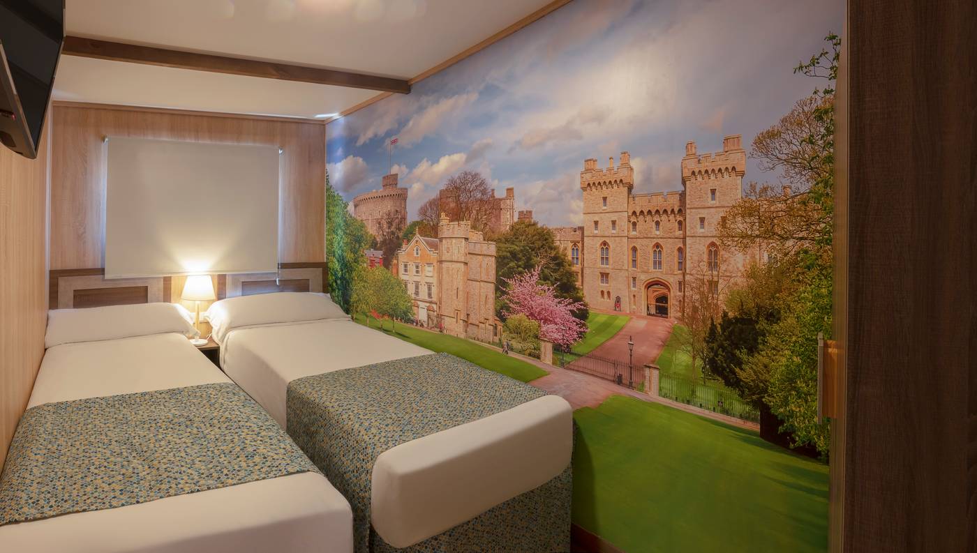 Magic-Robin-Hood-Room-38