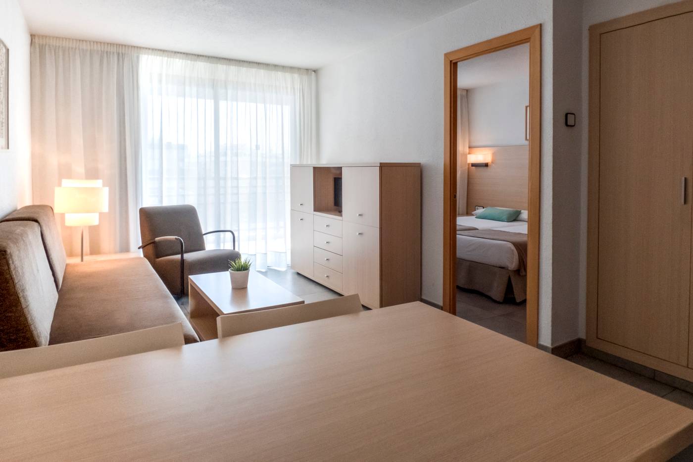 Cye-Salou-Apartments-Room-9