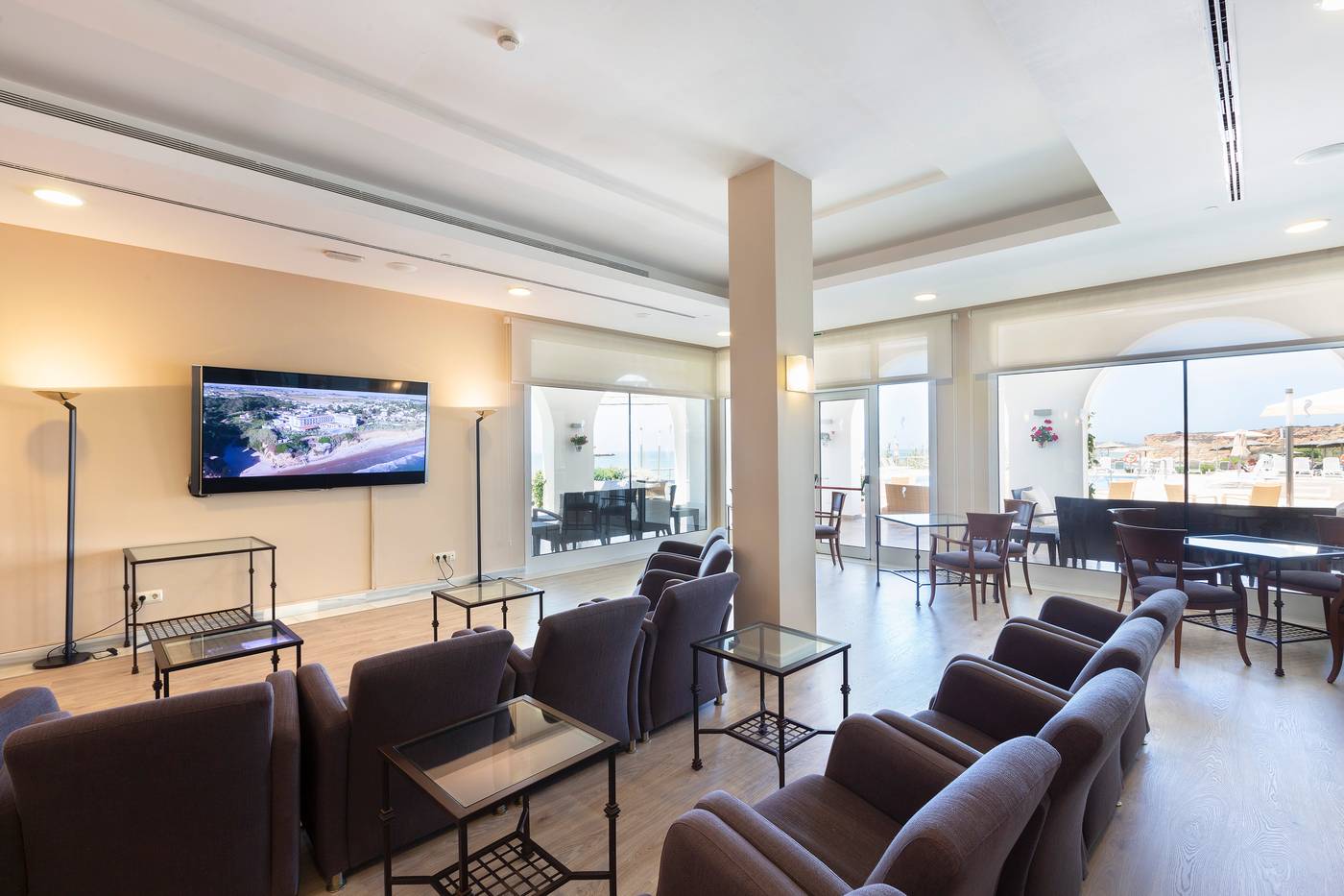 Hipotels-Flamenco-Conil-Sports-and-Entertainment-34